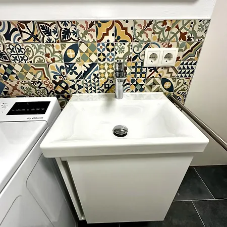 Speyerbach - Modernes Nahe Neustadter Innenstadt Apartment *