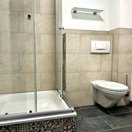 Speyerbach - Modernes Nahe Neustadter Innenstadt Apartment