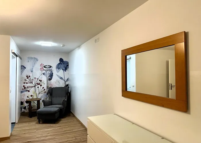 Speyerbach - Modernes Nahe Neustadter Innenstadt Neustadt an der Weinstraße